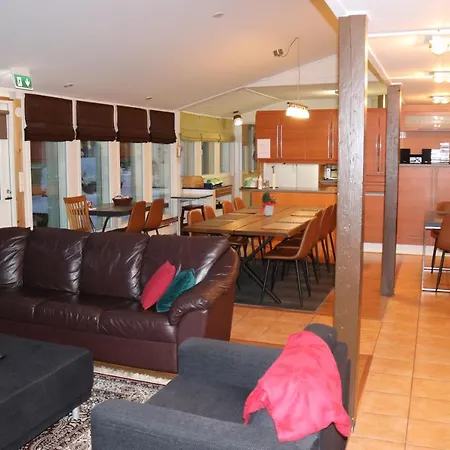 Kipinae Lomat - Majatalo Kipinae