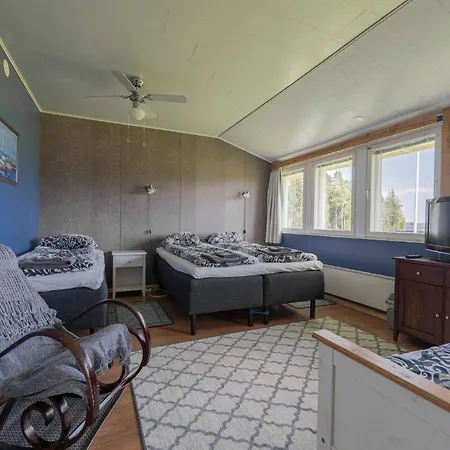 Loma Luonnonlapsi Bed & Breakfast *