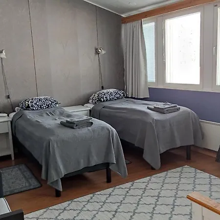 Loma Luonnonlapsi Bed & Breakfast *
