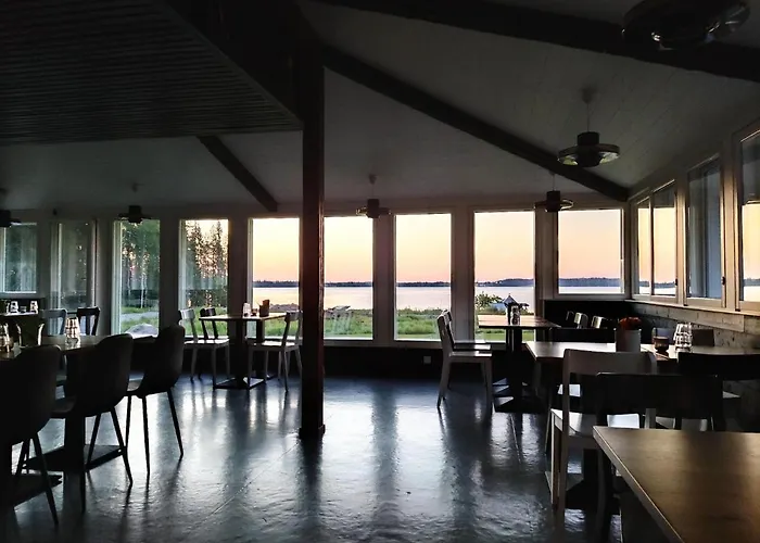 Kipinae Lomat - Majatalo Kipinae